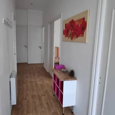 Maison 8 P. Bien Situe. Entree Et Sortie Facile. * Ruelle-sur-Touvre