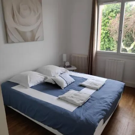 Prázdninový dům Maison 8 P. Bien Situe. Entree Et Sortie Facile.