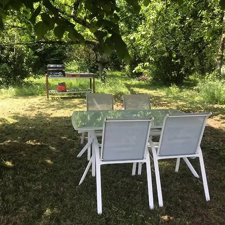 Maison 8 P. Bien Situe. Entree Et Sortie Facile. * Ruelle-sur-Touvre